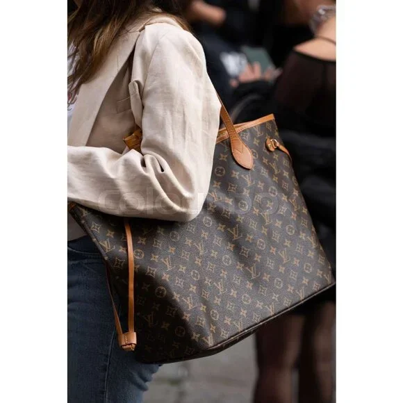 Authentic Louis Vuitton Neverfull MM Monogram Tote Shoulder Bag Brown Tan LV - Picture 6 of 13